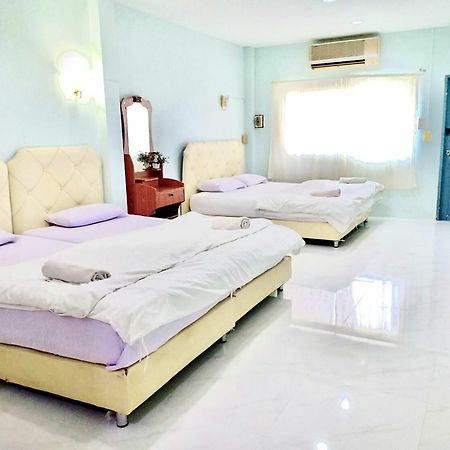 Ranong Boutique Hotel And Mall 外观 照片